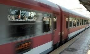 Sinucidere în gara din Buzău! Un bărbat a fost decapitat de un tren! S-a așezat pe șine și și-a așteptat moartea