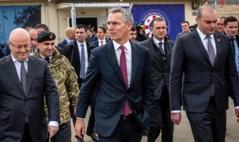 Georgia va adera la NATO, afirmă Jens Stoltenberg într-o vizită cu ocazia unor exerciţii militare