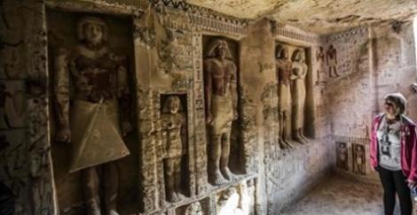 Un sarcofag egiptean va fi deschis în direct la televiziune