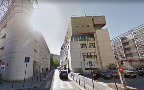 O secţie de poliţie din Paris s-a închis din cauza unei invazii de purici