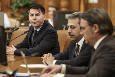 Gheorghe Stan şi Cristian Deliorga au depus jurământul pentru posturile de judecători la Curtea Constituţională