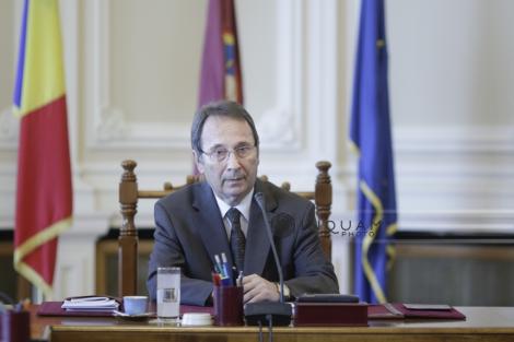 Valer Dorneanu, reales preşedinte al Curţii Constituţionale pentru un mandat de trei ani