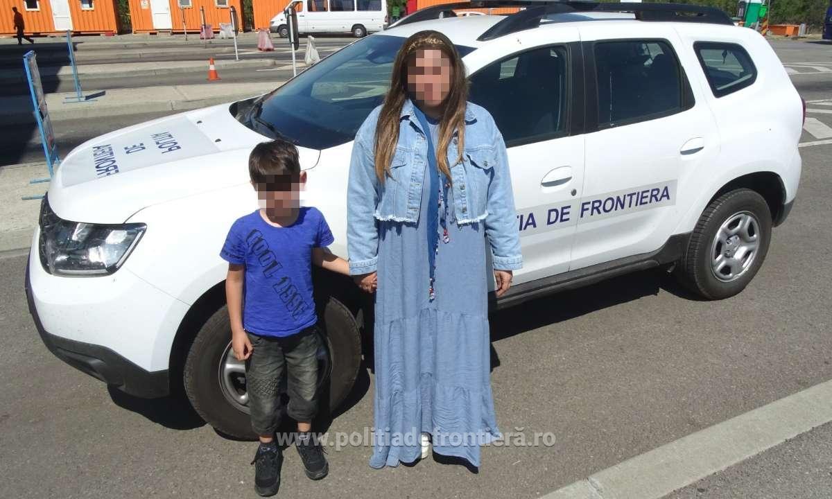 O femeie din Siria şi fiul său de şapte ani, prinşi de poliţiştii de frontieră de la Calafat când încercau să intre în ţară cu paşapoarte germane false