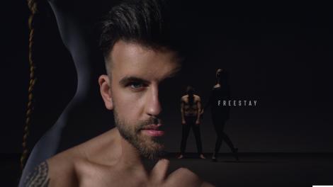 FreeStay a lansat un nou single, despre cum „Ești" în cuplu! Florin Ristei, videoclip incendiar cu o balerină superbă! Trebuie să dai play! Video