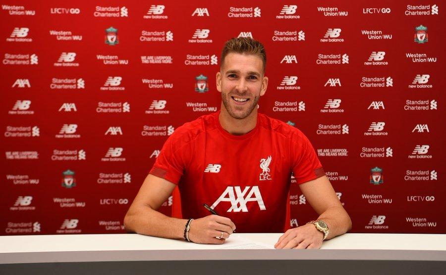 Portarul Adrian a semnat un contract cu Liverpool