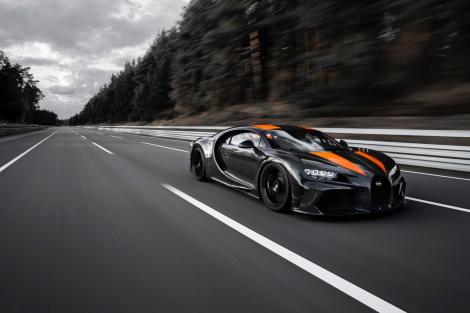 Bugatti rupe topurile de viteză cu noul model Chiron. Mașina a prins 490 km/h, stabilind un nou record - VIDEO
