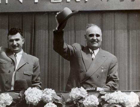 Gheorghiu-Dej făcea caterincă de Ceaușescu: ”Bă, față de jidan, te-a făcut mă-ta cu băcanul din colț!”