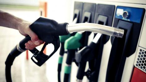 România are cei mai ieftini carburanți din Uniunea Europeană. Cu cât au scăzut prețurile la benzină și motorină după eliminarea supraaccizei