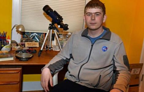 Un licean, Wolf Cukier, descoperă o exoplanetă în timpul unui stagiu la NASA