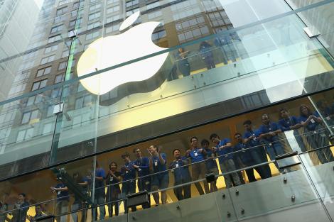 Apple oferă mai puţini bani la schimbarea iPhone-urilor şi a altor produse