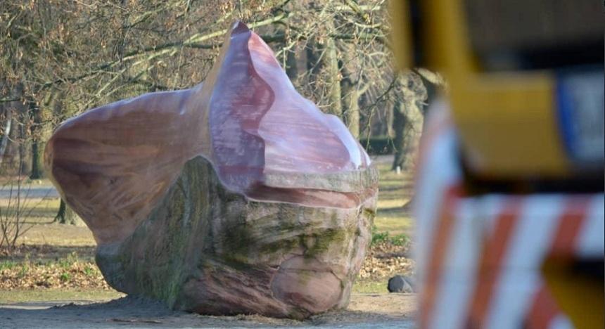 Berlinul va restitui Venezuelei o rocă sacră care a fost expusă timp de 20 de ani în Parcul Tiergarten