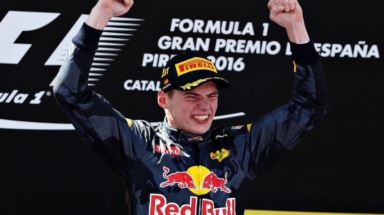 Max Verstappen şi-a prelungit contractul cu Red Bull până în 2023