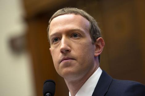 Schimbări majore la Facebook, anunțate de Zuckerberg! „Voi supăra o mulțime de oameni! Încercăm ceva diferit”