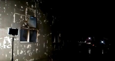 Incendiu violent în Focșani! O fabrică de confecţii a fost mistuită de flăcări. A fost emis un mesaj Ro-Alert