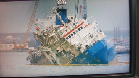 Operaţiunea de ridicare a navei eşuate în Portul Midia a fost reluată