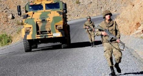 Represalii turce în nordul Irakul, în urma unui atac cu mortier kurd soldat moartea a doi militari turci, atribuit de Ankara PKK