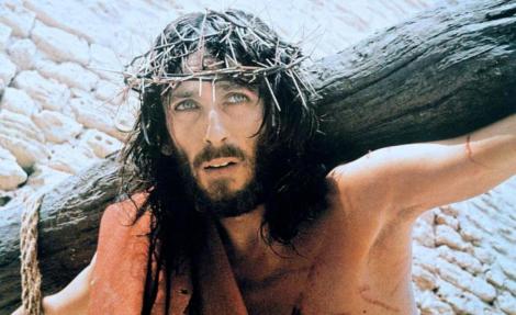 Programul de Paște de la Antena 1. Iisus din Nazareth, ediție specială "Acces Direct" și startul finalei "Asia Express"
