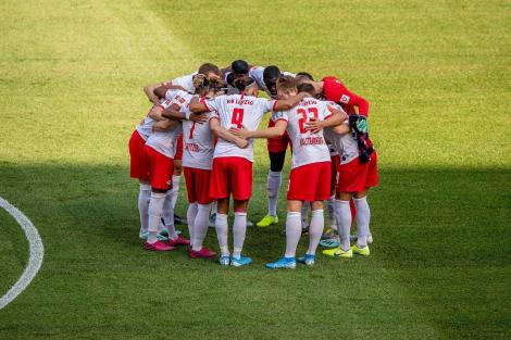 Jucătorii echipei Leipzig renunţă la o parte din salariu