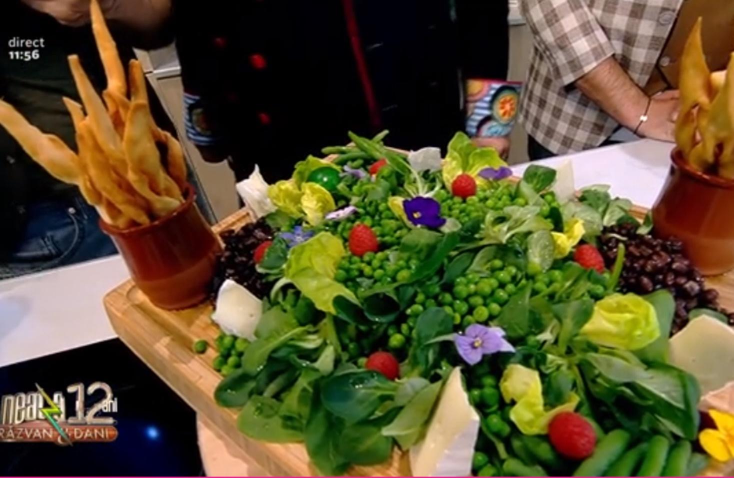 Salată de primăvară servită cu minciunele picante - Rețeta lui Vlăduț de la Neatza cu Răzvan și Dani