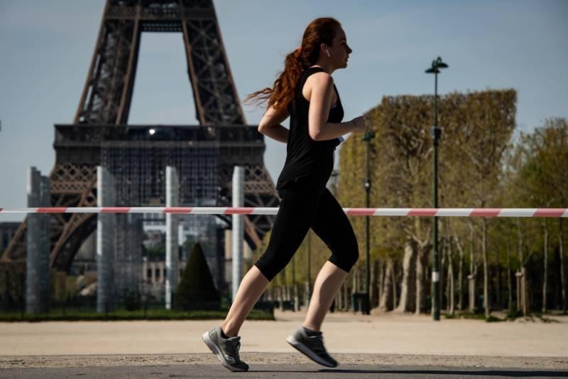 Parizienii nu mai pot face sport în aer liber între orele 10.00 şi 19.00