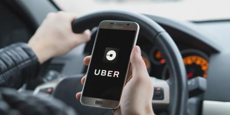 Şoferii şi pasagerii Uber vor fi obligaţi să poarte măşti