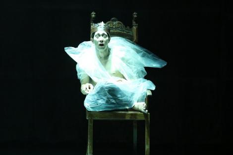 „Richard al III-lea”, pus în scenă de Silviu Purcărete la Tokyo Metropolitan Theatre, prezentat în premieră în România