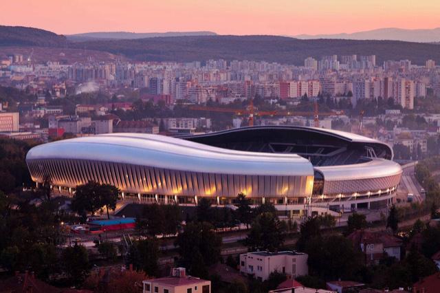 Cluj Arena, transformat în spaţiu de evenimente în aer liber din 12 iunie: teatru, concerte, stand-up comedy