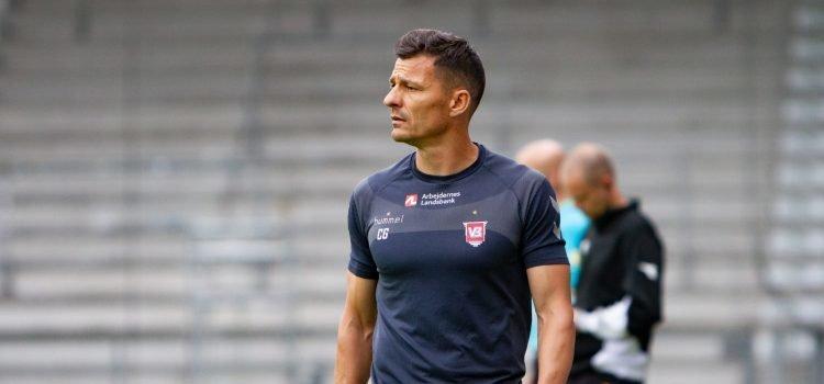 Vejle Boldklub i-a prelungit contractul lui Gâlcă după ce a promovat echipa în prima ligă