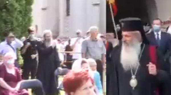 Jandarmii au intervenit la o ceremonie religioasă din Suceava! „Nu pățim nimic, suntem pe tărâmul lui Dumnezeu aici”