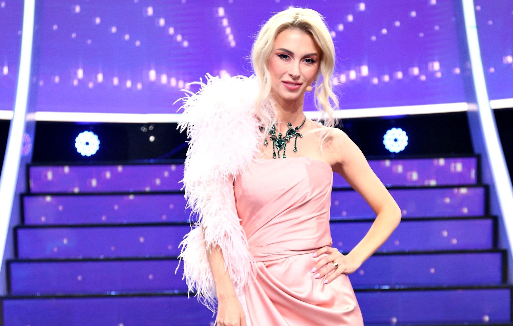 Andreea Bălan, primele declarații despre logodnă: "Sunt o femeie fericită"