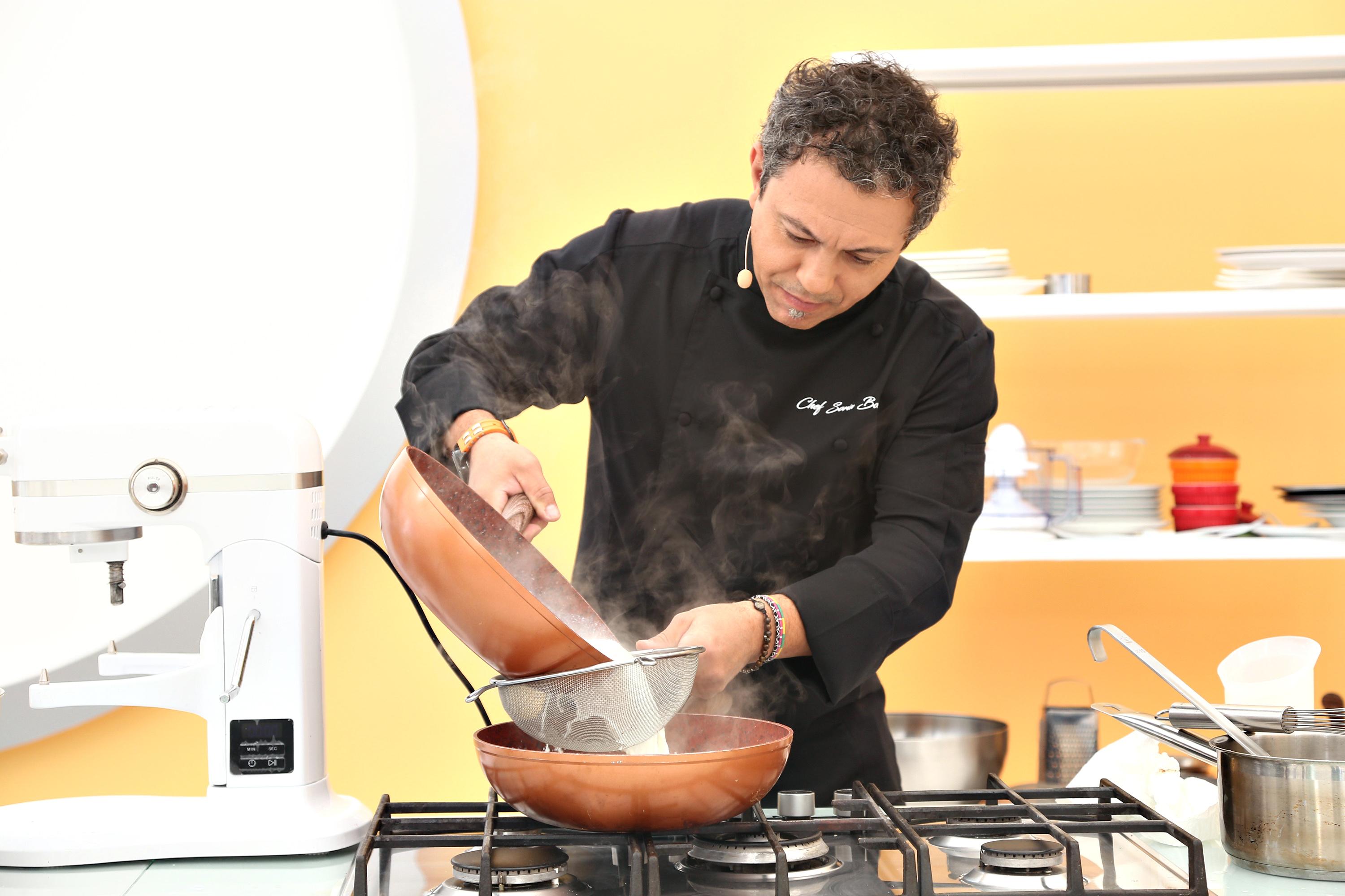 Chef Sorin Bontea a gătit pentru prima dată în viață o rețetă tradițională