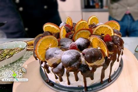Rețetă de tort cu pișcoturi și cremă de frișcă cu portocale, preparată de Vlăduț la Neatza cu Răzvan şi Dani