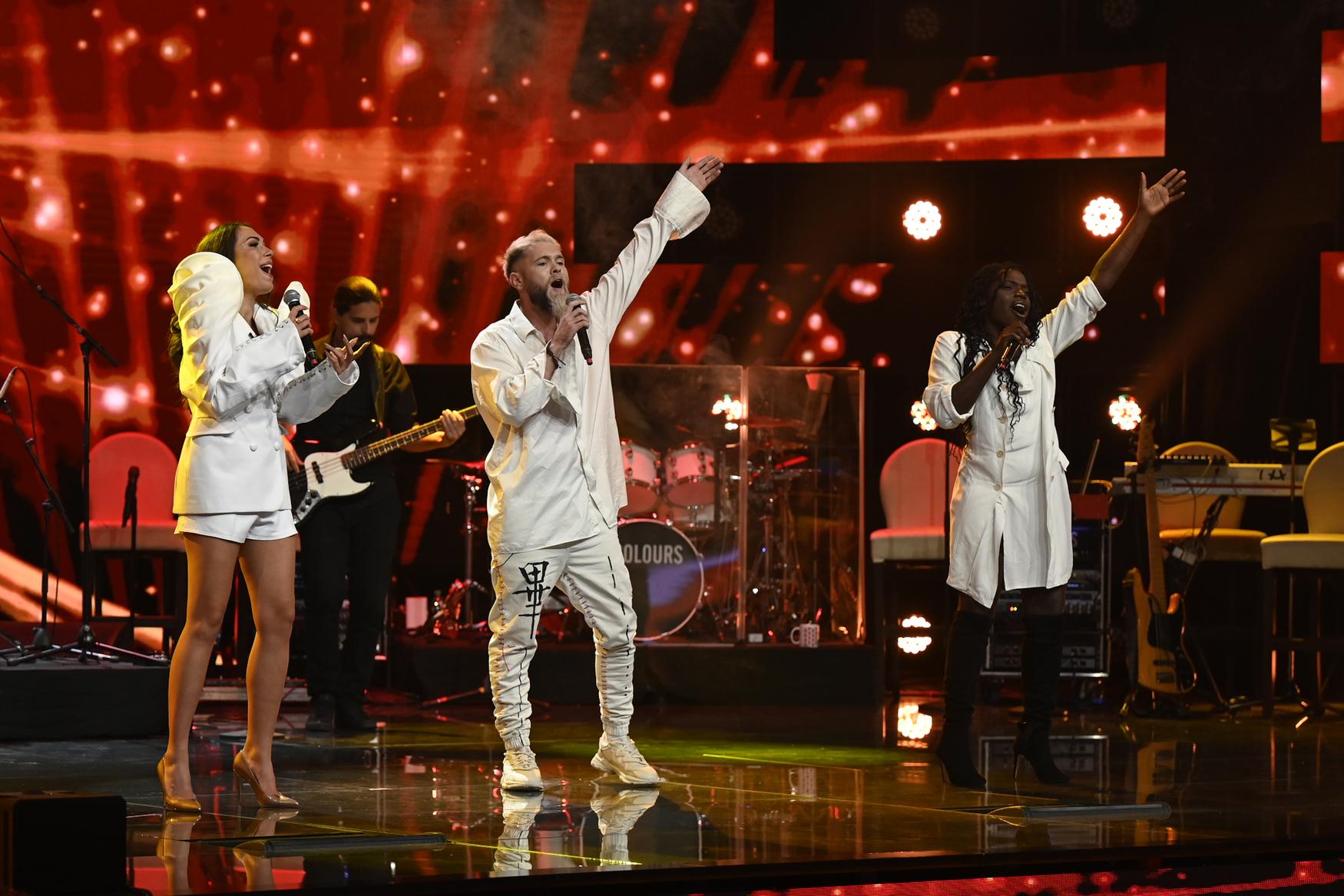 Finala X Factor 202. Jomajii, moment de excepție cu piesa „The Winner Takes It All”: „Mă bucur tare mult că ați ales acest cântec”