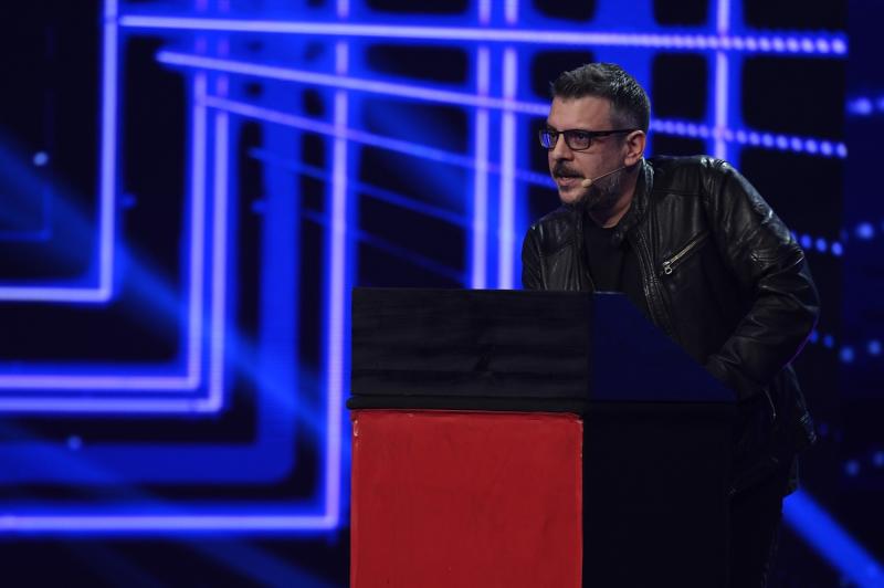 Dan Frînculescu pe scena „iUmor”, sezonul 10