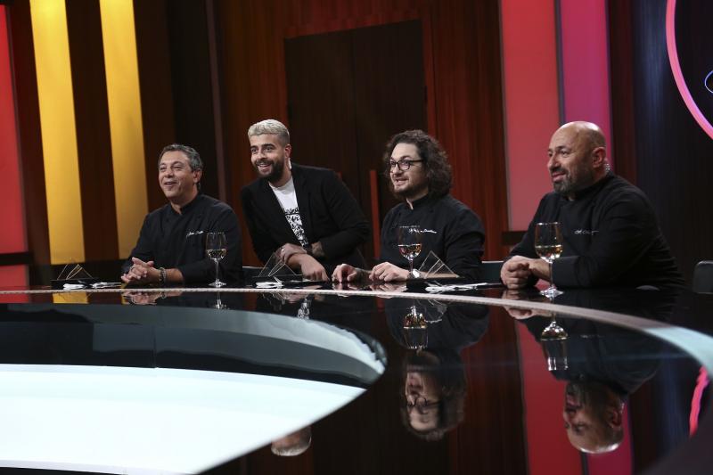 Sorin Bontea, Speak, Florin Dumitrescu și Cătălin Scărlătescu la masa jurizării, în sezonul 9 „Chefi la cuțite”