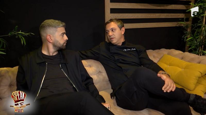speak si sorin bontea, stând pe canapea în culisele chefi la cuțite
