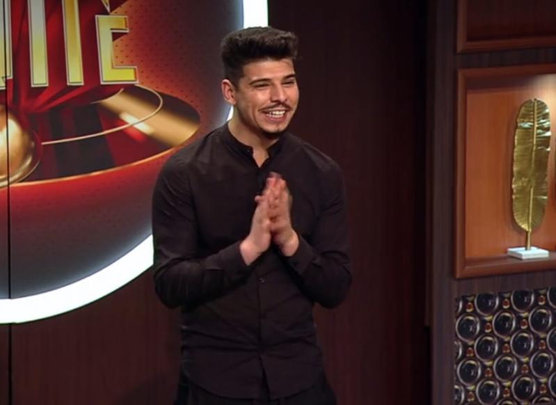  Armando Rădulescu in fata juratilor chefi la cutite