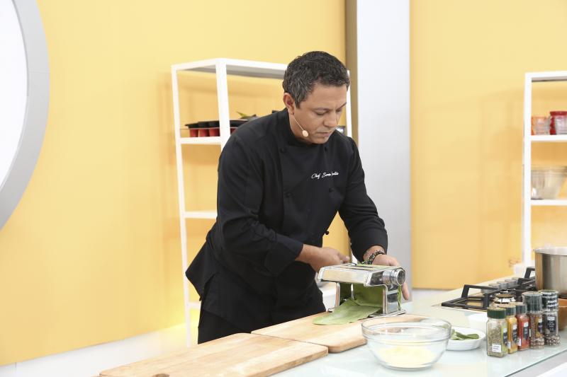Sorin Bontea, gătind la „Chefi la cuțite”
