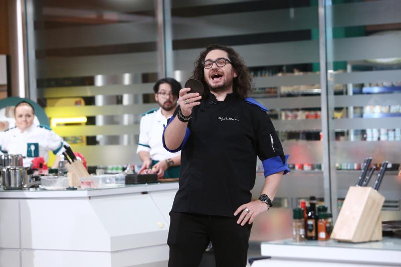 florin dumitrescu in bucataria chefi la cutite