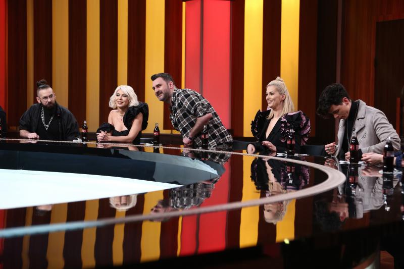 Cei de la HaHaHa Production la degustarea de la chefi la cutite