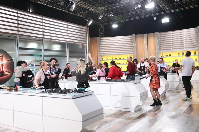 Concurenții din a două etapă de bootcamp, la Chefi la cuțite