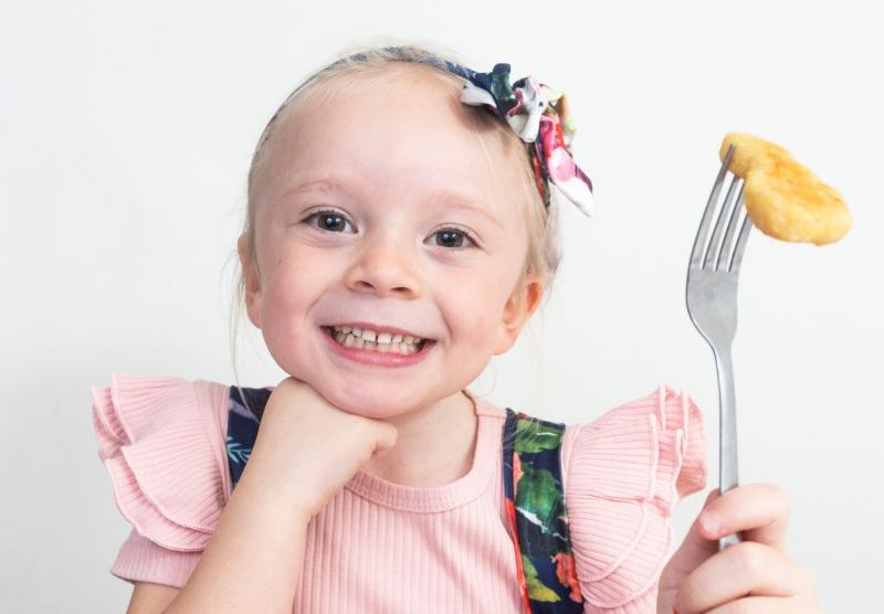 jessica jones, fetita care a mancat 6 ani doar nuggets