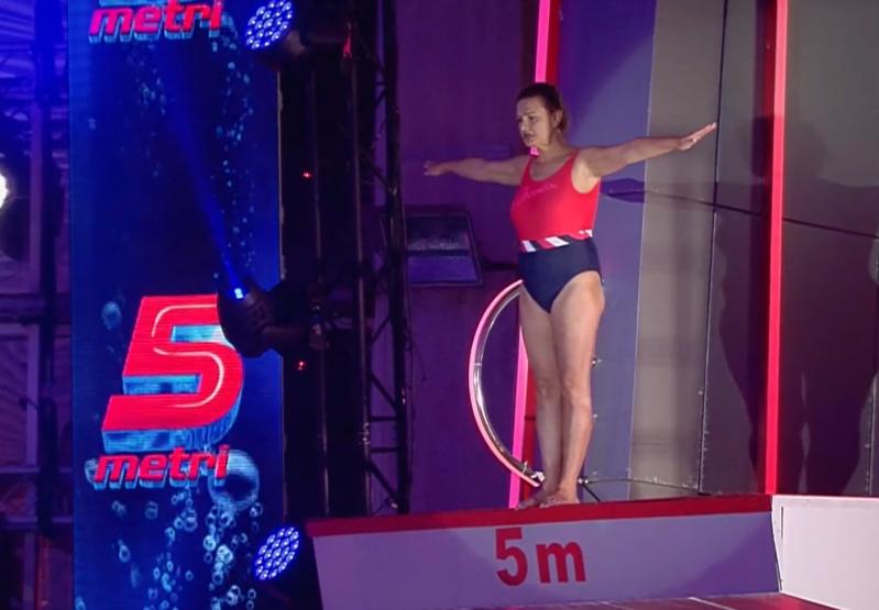 Maria Buză la „Splash! Vedete la apă”