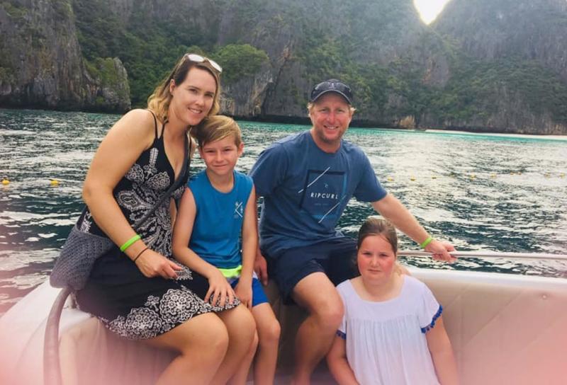 Jyah Ellott alături de mama, tatăl și sora sa