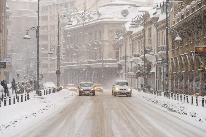 ANM a anunțat zonele în care va ninge la sfârșitul săptămânii. Când vine iarna în București și cât durează