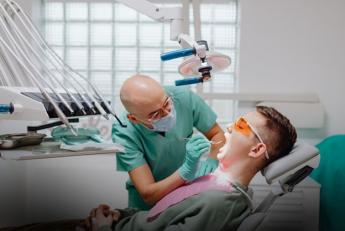 (P) Excelența Materialelor Moderne în Stomatologie: De la Inovație la Rezultate Predictibile