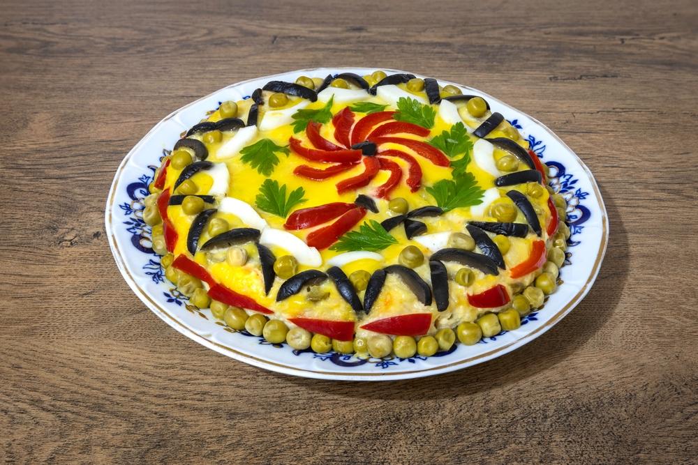 Idei de decor și ornat salata de boeuf. Cum faci cele mai frumoase și gustoase salate | Galerie Foto | Imagine 3 | Antena 1