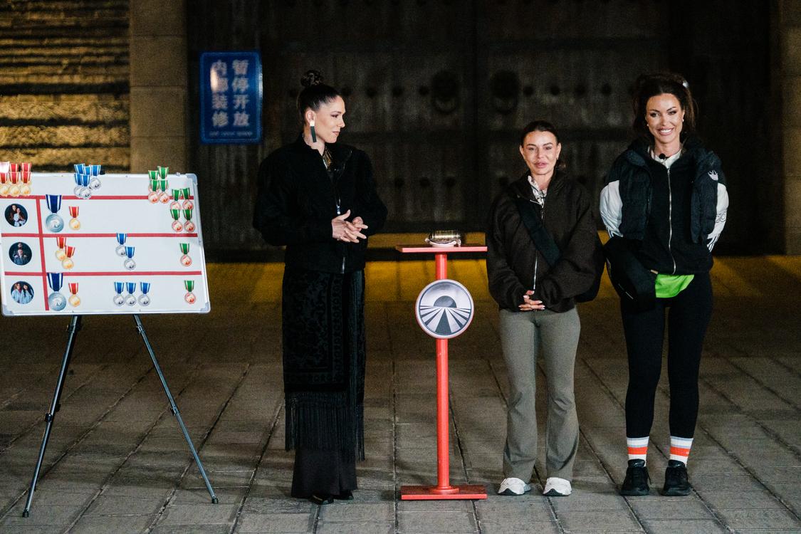Irina Fodor alături de Ana Maria Mocanu și Loredana Chivu