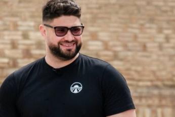 Cine este femeia alături de care Alin Alexuc de la Asia Express trăiește o poveste de dragoste de 12 ani. Cum arată Antonia