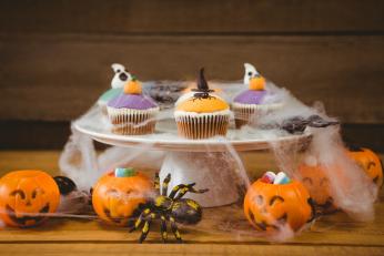 Ce legătură are Halloween cu o sărbătoare creștină. Povestea mai puțin cunoscută a nopții de 31 octombrie
